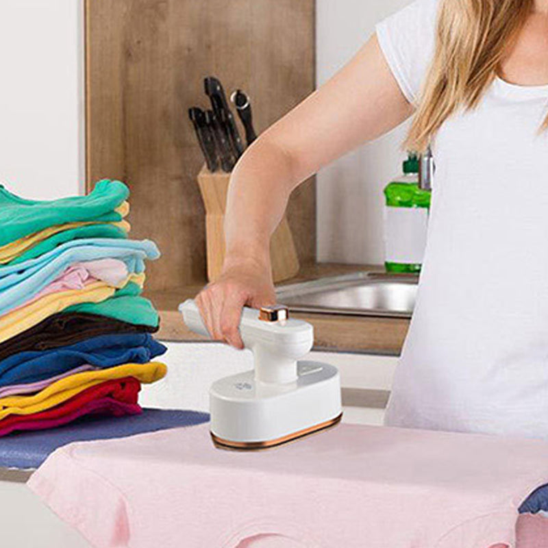 👔 50% RABATT! 💨 Tragbares Dampfbügeleisen – Schnell glatt, kompakt & einfach zu bedienen – Perfekt für unterwegs, Reisen oder das Büro – entfernt Falten im Handumdrehen ✨🧳