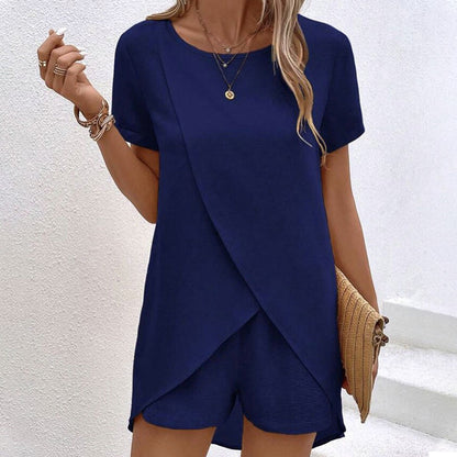 🍂 Einfarbiges Zweiteiler-Set mit asymmetrischem Oberteil & Shorts – Lässig & modern!